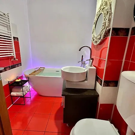Place To -self Check In 24h Apartment *